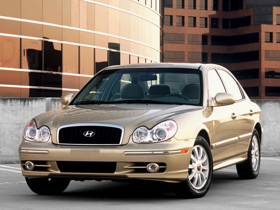  Hyundai Sonata 2001 года  (US) (фото 3 из 8)